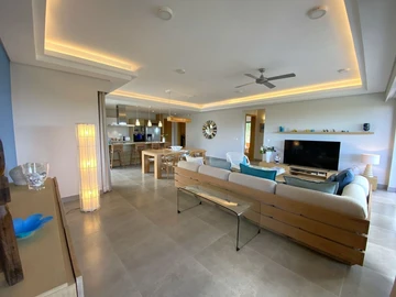 2 Bedroom Commercial Property