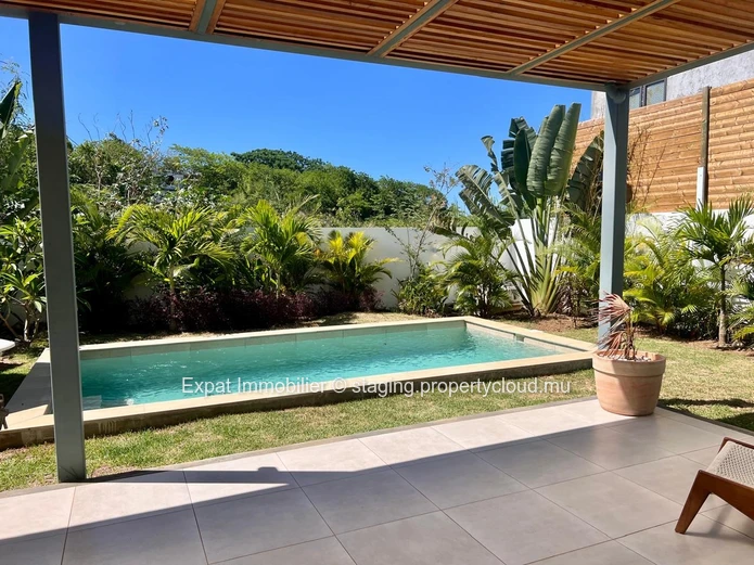 Available for sale – Modern villa with private pool in Chemin Vingt Pied – Grand Baie – Accessible only to Mauritians