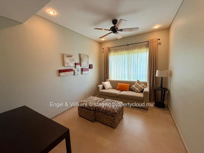 Elegant Lagoon View Apartment at Anahita