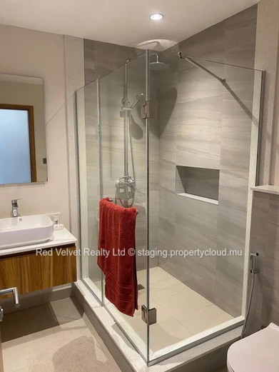 Penthouse de luxe meublé 3 chambres près du centre commercial Tribeca – Moka | Rs 32M