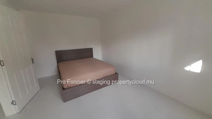House for rent in Albion - Large, bright house ideal for a large family.