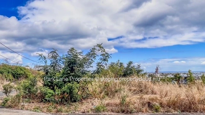 terrain résidentiel de 348 m2 situé dans un quartier recherché de Coromandel,