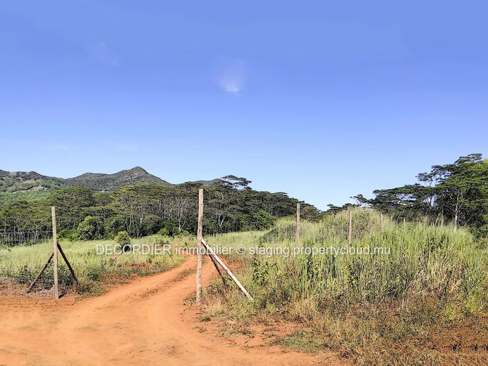 Terrain agricole de 464.62 arpents en vente de Quartier de la savanne à Chamarel