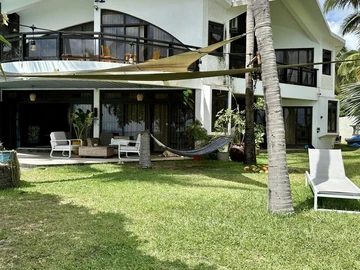 7 Bedroom Villa