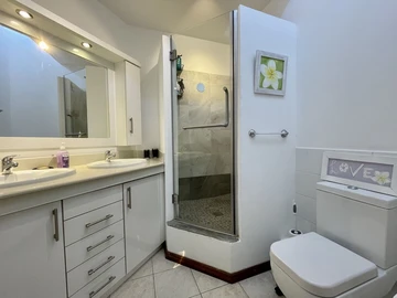 3 Bedroom Townhouse, Duplex