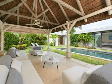 4 Bedroom Villa