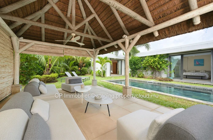 Modern 4 bedroom villa with private pool in the heart of Grand Baie
