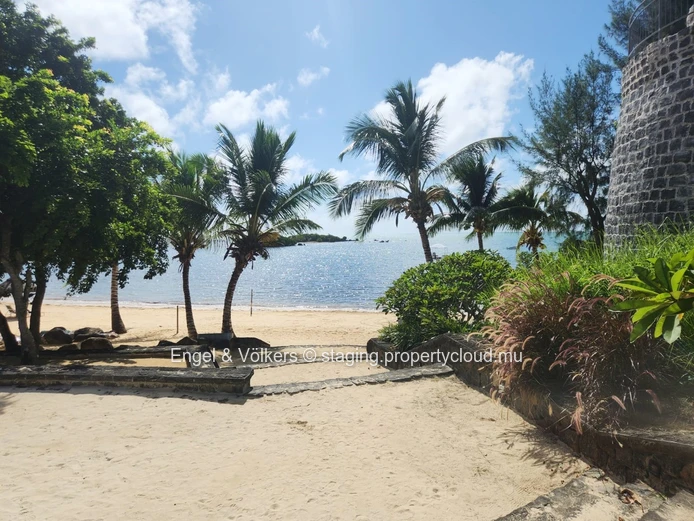 Spacious 2-Bedroom Apartments Designed for Modern Coastal Living