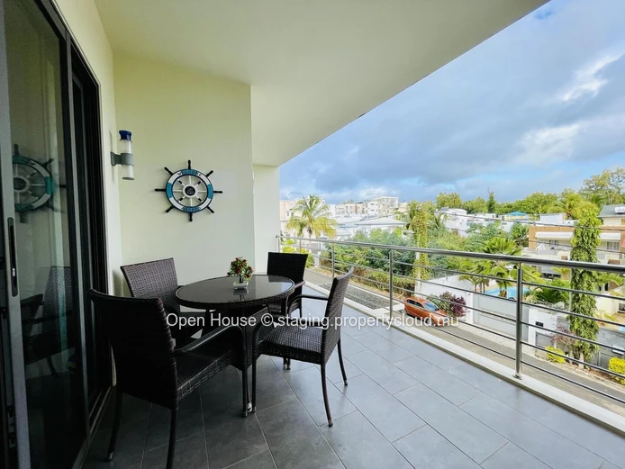 Appartement meublé 3 chambres à louer à Flic en Flac avec piscine