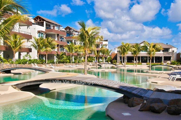 Mont Choisy- Appartement 1 ou 2 chambres avec vue sur le jardin