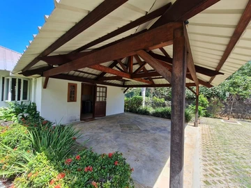 Maison de 4 Chambres