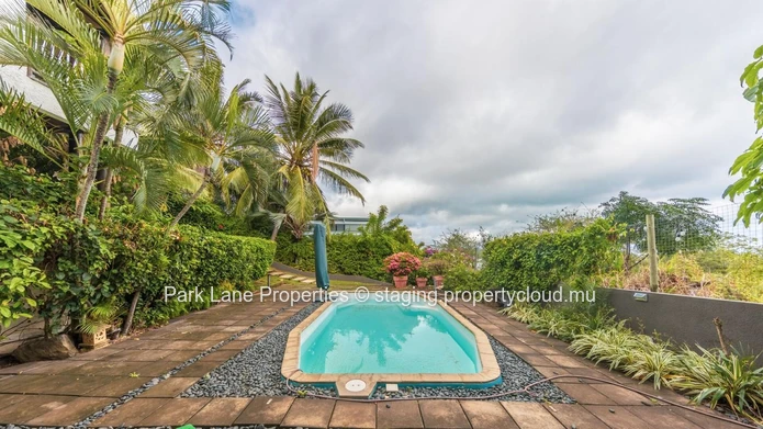 Maison de caractère avec vue superbe sur le Morne