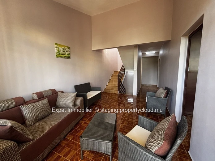 4-Bedroom House With Rooftop Near The Beach – Pereybere
