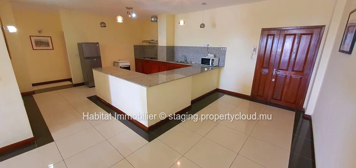 A VENDRE - Magnifique appartement (avec ascenseur) meublé et équipé de 151 m2 idéalement situé dans une résidence séc...