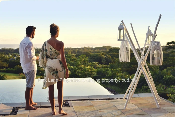 IRS Villa Valriche Honeymoon : Villa à étage moderne et fonctionelle