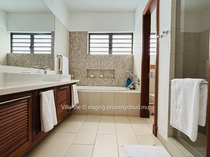 Cap Malheureux - Exceptional 3-bedroom penthouse overlooking Coin de Mire