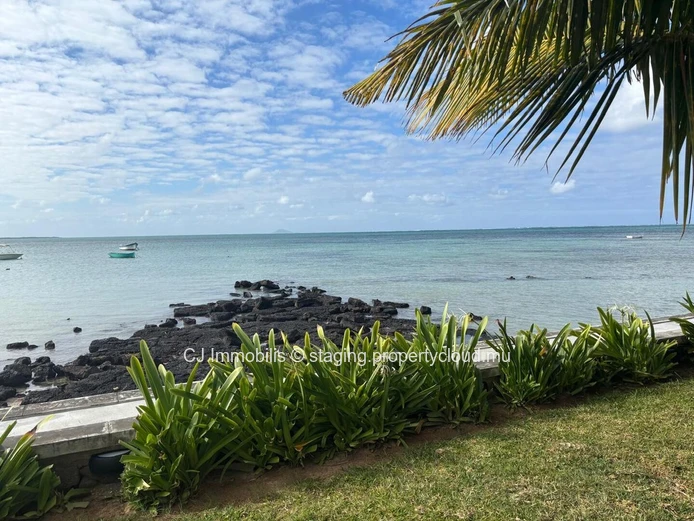 Roches Noires a vendre un penthouse avec vue mer (Mandat exclusif)