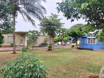 8 Bedroom House