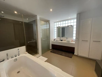 Townhouse, Duplex de 3 Chambres