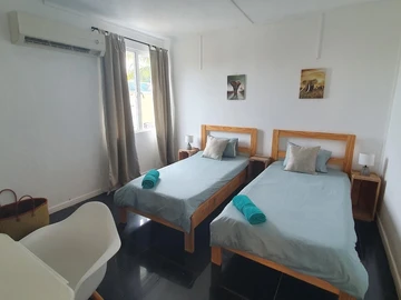6 Bedroom Apartment