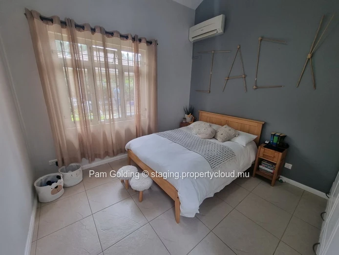  Villa in a Prime Black River Location