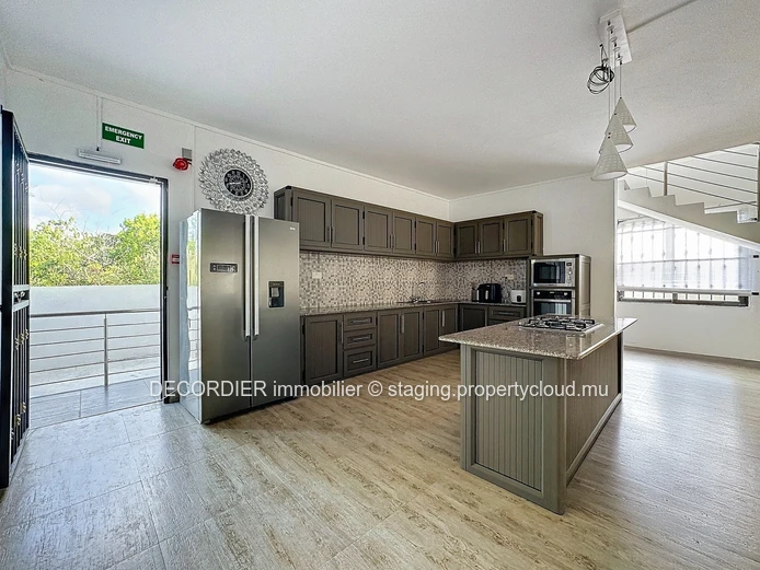 Detached house with  barbecue area (Sole Mandate)