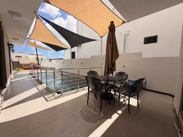4 Bedroom Villa