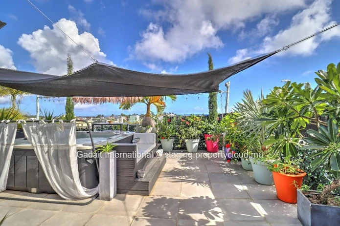 Exceptional Penthouse in Trou aux Biches – Sea View and Beach Access Just 200 Meters Away