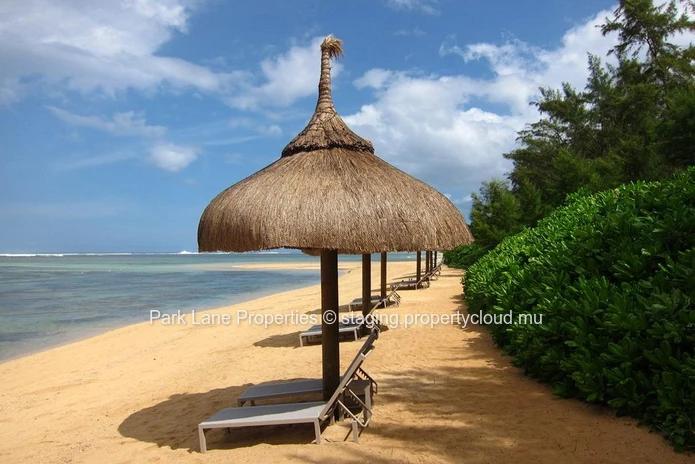 Luxueuse villa 6 càc dans domaine privé avec hôtel 5* en front de mer