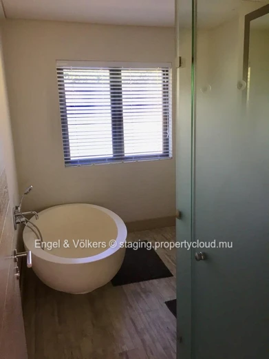 For Sale: Stunning 3-Bedroom Duplex and Private Pontoon at La Balise Marina