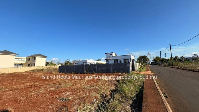 Prime residential plot located just 600 meters from the beach at Pointe aux Piments.