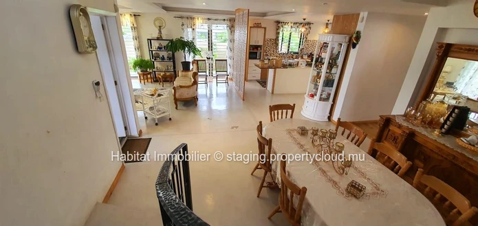 FOR SALE - Furnished and equipped family home of 343 m2 on a land of 133 toises located in the famous morcellement of...