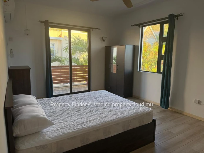 Spacious 4-Bedroom Family Home in Tamarin