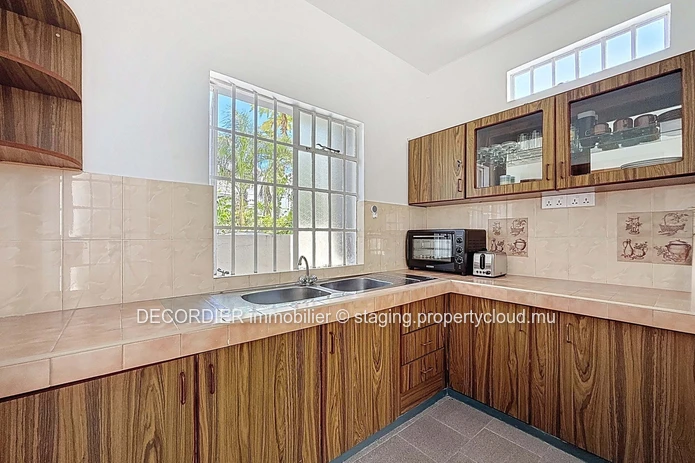 Triplex for rent - Pereybere