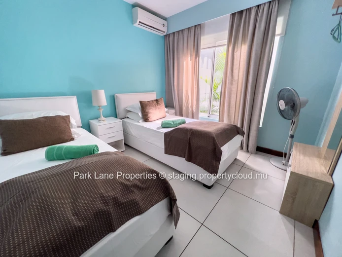 For Sale – Stunning 3-Bedroom Apartment with Pool and Sea Views