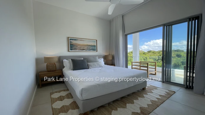 Lovely apartment facing the ocean!