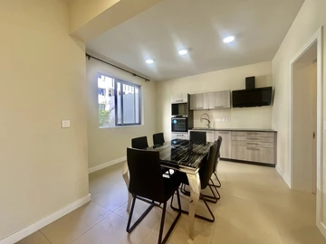 Townhouse, Duplex de 3 Chambres