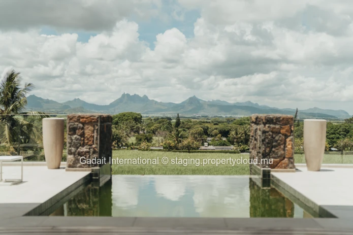 Acheter un penthouse de luxe avec piscine à débordement à Belle Vue Harel (Île Maurice)