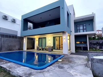 4 Bedroom Villa