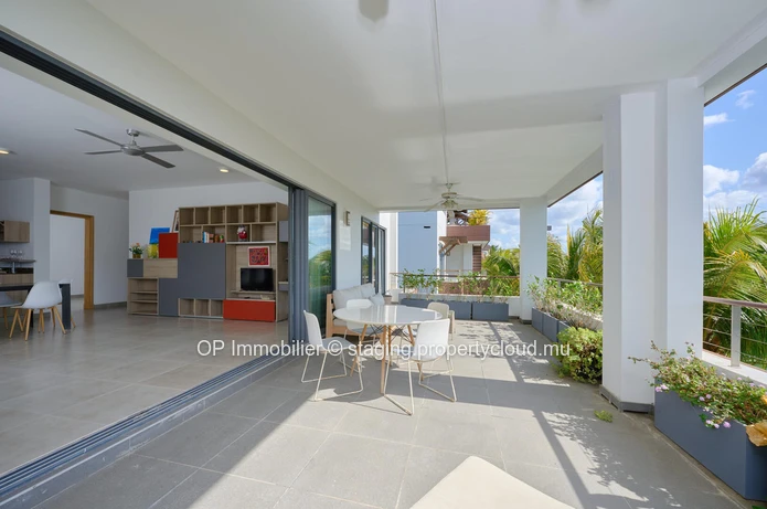 Luxury RES Apartment in Mon Choisy w/ Communal Pool, Fully Furnished, Close to Amenities - Only 530 000 €