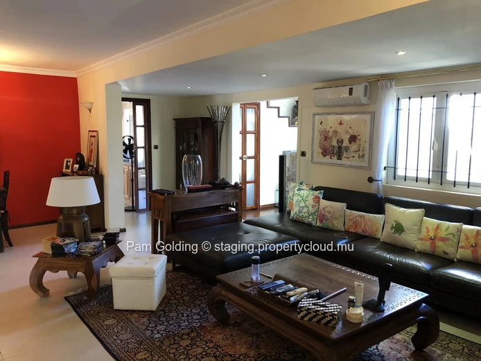 Maison chaleureuse de 4 chambres + studio