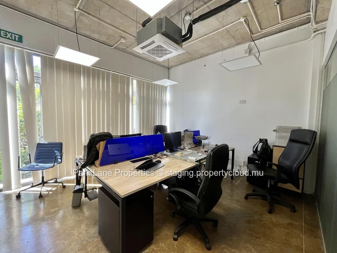 Prime standalone commercial building  in Trianon, Mauritius – High rental yield