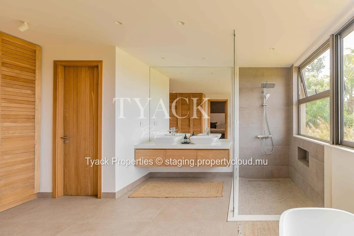Exquisite Architect-Designed Villa