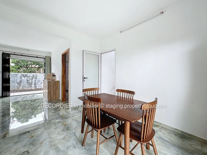 For rent - first floor apartment in Pereybere