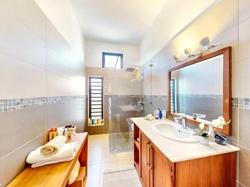 3 Bedroom Villa