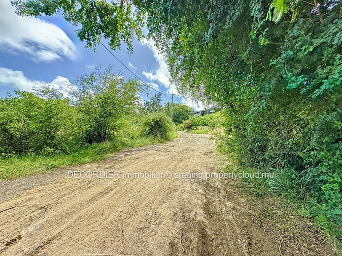 À Vendre Péreybère Terrain Résidentiel
