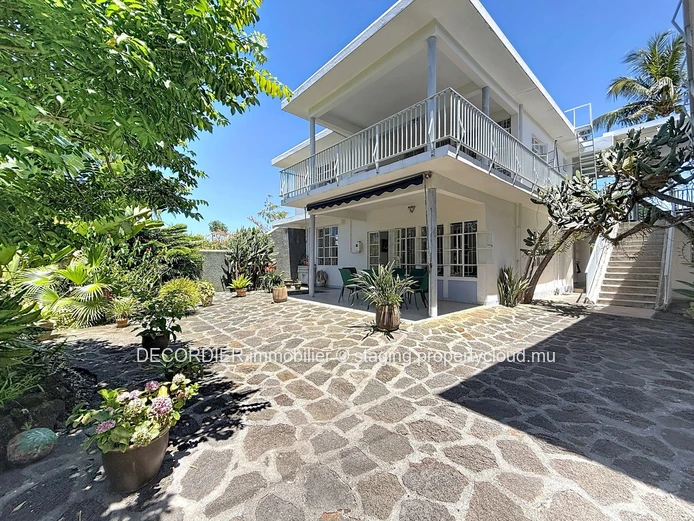 Home in Roche Noires,just steps from the ocean