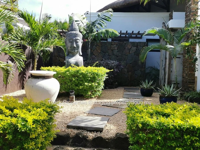 Spacious 3-Bedroom Villa with Private Pool – Northern Coast