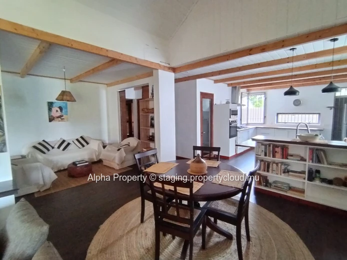 Elegant house to let at Verdun