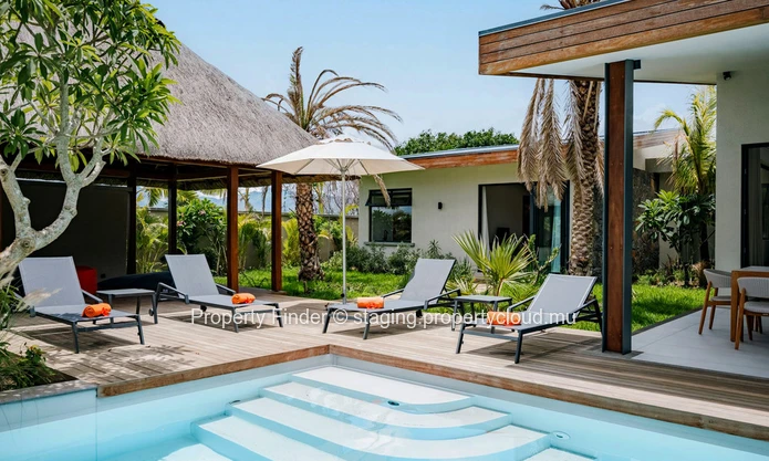 Luxury 5-Bedroom with Private Pool in Tamarin